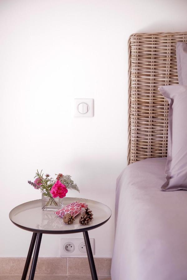 La Figue Noire Bed & Breakfast Caromb Luaran gambar