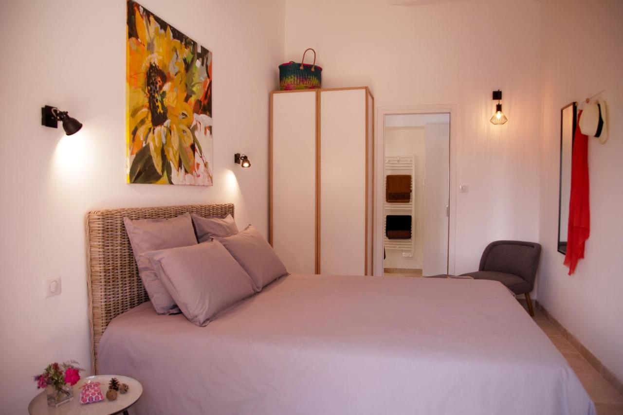 La Figue Noire Bed & Breakfast Caromb Luaran gambar
